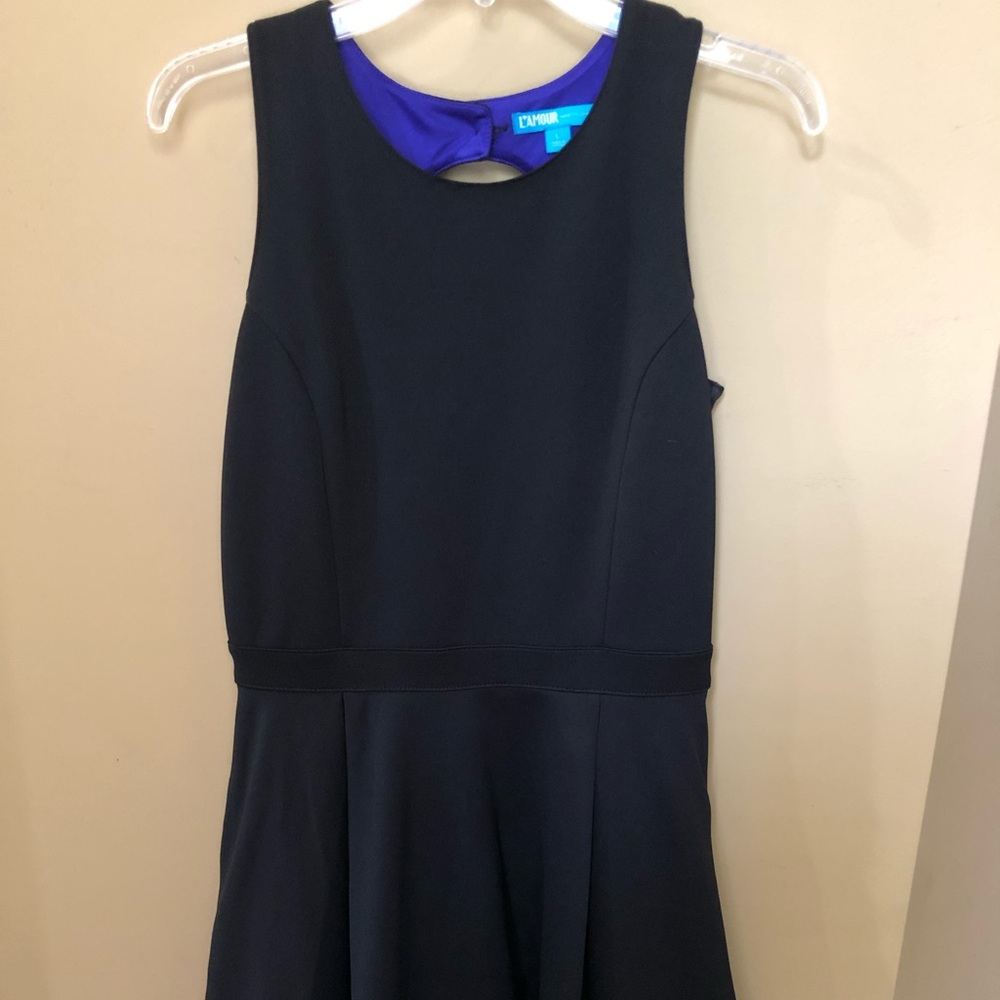 Great dressy black party dress!